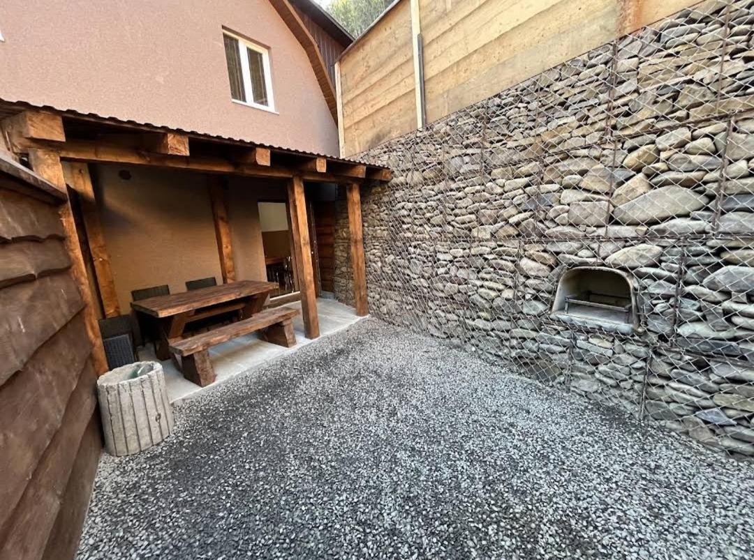 Садиба Бункер Чан Mizhhirya  Exterior photo